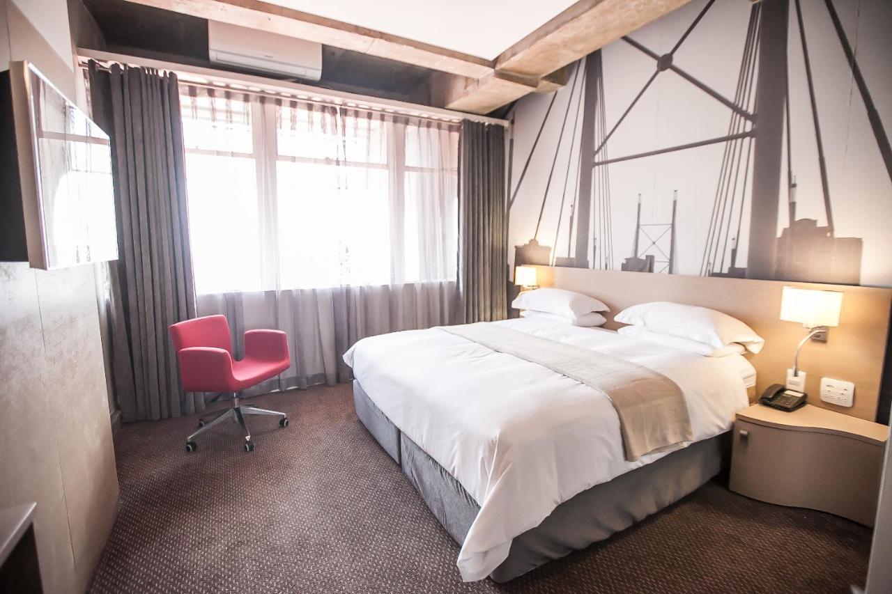 Reef Hotel Йоханнесбург Экстерьер фото